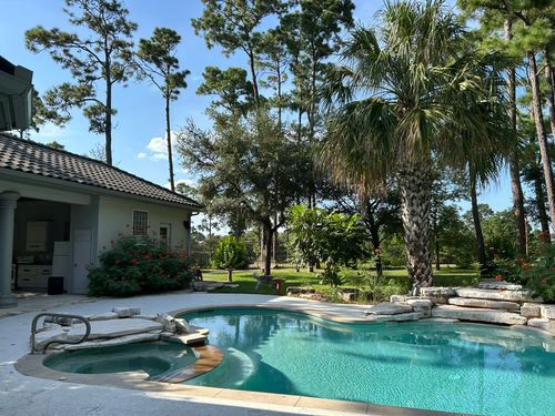 110 Pine Ct, Bastrop, TX, 78602-7416 | Card Image