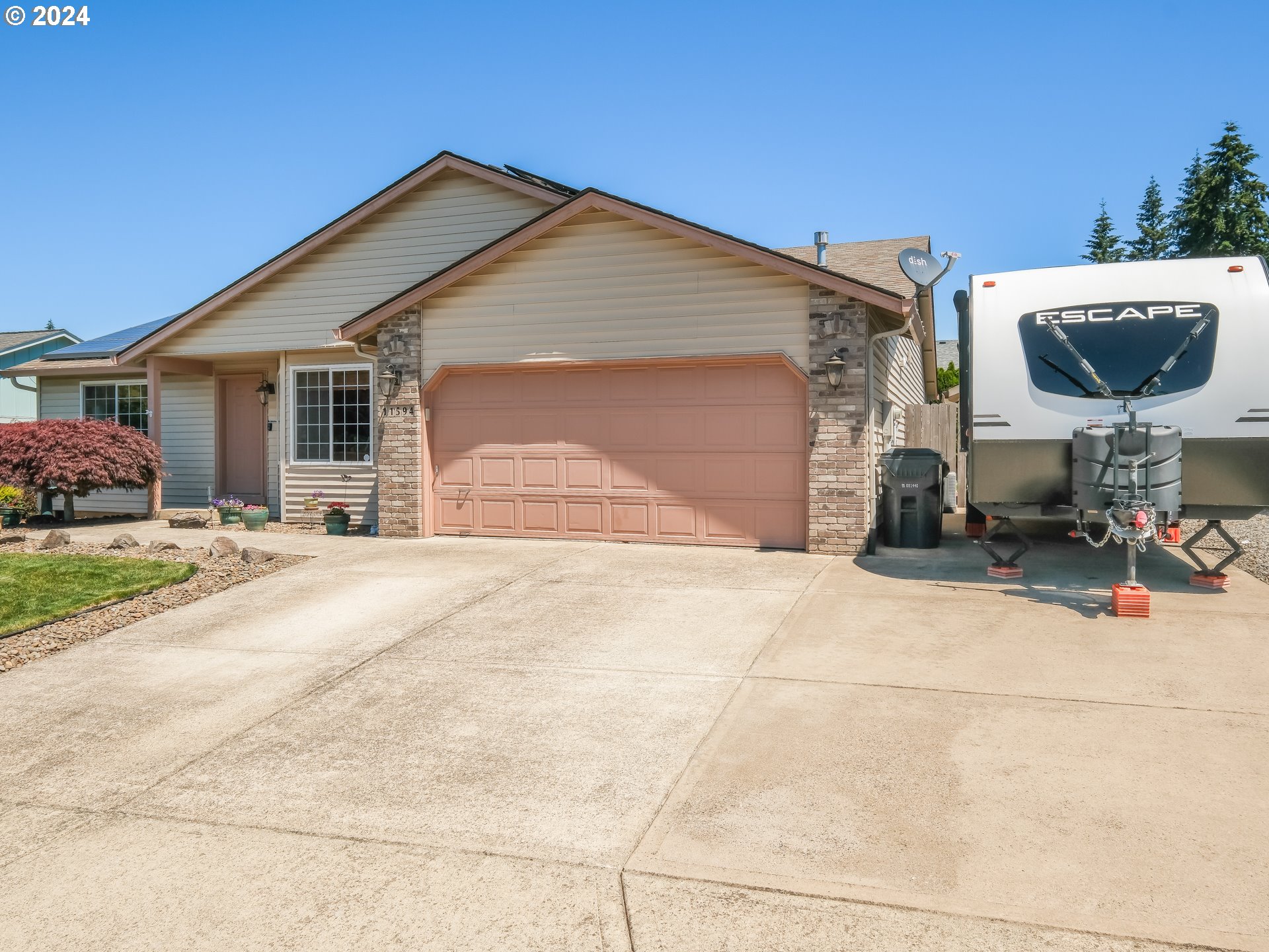 Dahlia Ter, Oregon City, OR 97045