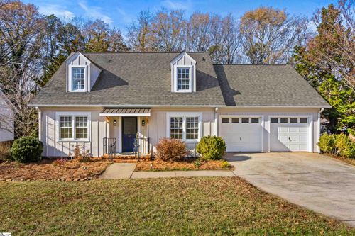 31 Dahlglen Ave, Greenville, SC, 29607-3355 | Card Image