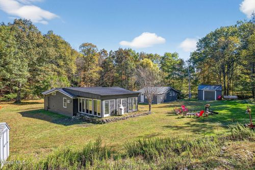 40 Paddock Rd, East Durham, NY, 12423-1518 | Card Image