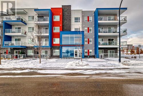 19489 Main St Se, Calgary, AB, T3M3J3 | Card Image