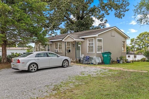 1107 E 31st St, Sheffield, AL, 35660-3310 | Card Image