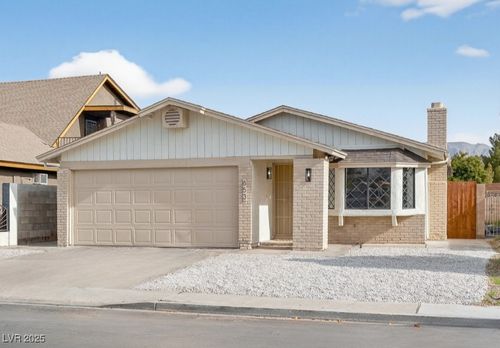 653 Lineshack Ln, Las Vegas, NV, 89110-2110 | Card Image