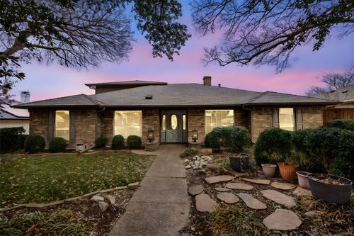 523 Stillmeadow Dr, Richardson, TX, 75081-5613 | Card Image