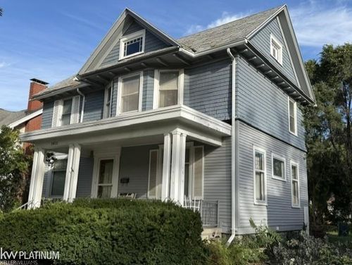 1411 Griswold St, Port Huron, MI, 48060-5749 | Card Image