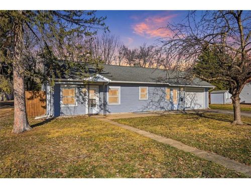 735 N Montana Ave, New Richmond, WI, 54017-1135 | Card Image