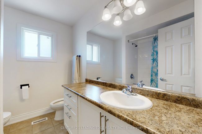 17 Jardine St, House other with 6 bedrooms, 4 bathrooms and 2 parking in Brampton ON | Image 35