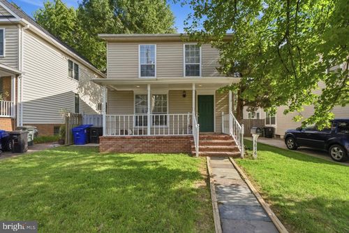 5616 8th St N, ARLINGTON, VA, 22205-1020 | Card Image