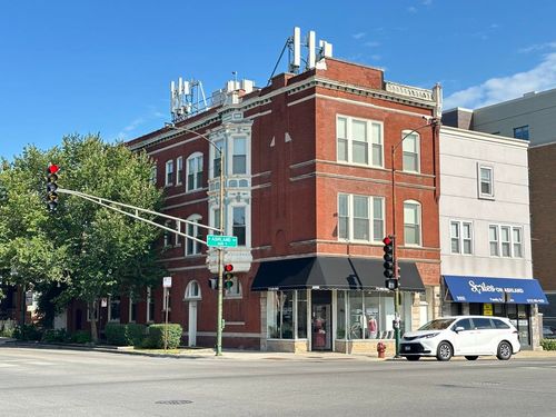 1r-3559 Ashland Ave, Chicago, IL, 60657-1362 | Card Image