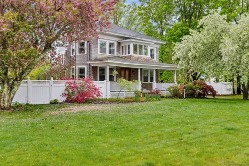 26 College St, Old Saybrook, CT, 06475-2526 | Card Image
