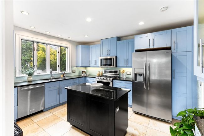 47 - 47 S Angell St, Condo with 4 bedrooms, 4 bathrooms and 2 parking in Providence RI | Image 15