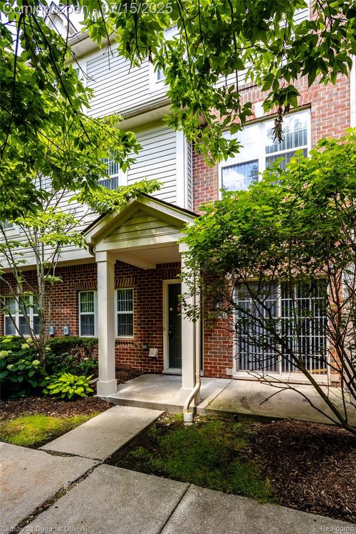 39660 Rockcrest Ln, Northville, MI, 48168-3965 | Card Image