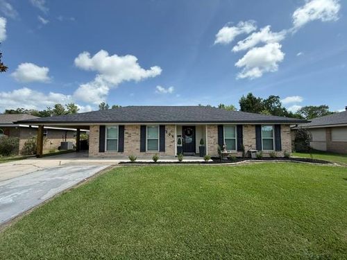 204 Richard Dr, Houma, LA, 70364-2464 | Card Image