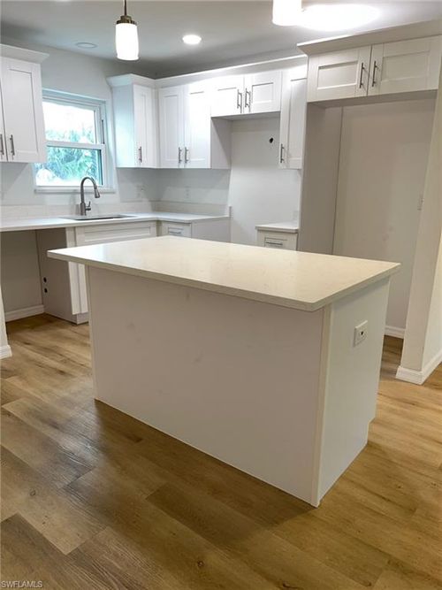 apt-713-16881 Davis Rd, FORT MYERS, FL, 33908-2926 | Card Image