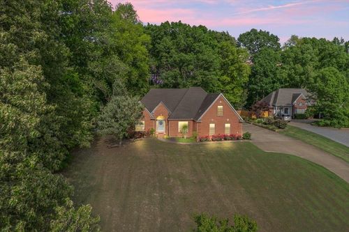 375 Leggett Dr, Atoka, TN, 38004-7566 | Card Image