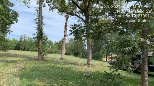 1704 Mansfield St, Houston, TX, 77091-4026 | Card Image