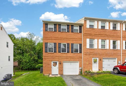1616 S Coventry Ln, WEST CHESTER, PA, 19382-7568 | Card Image