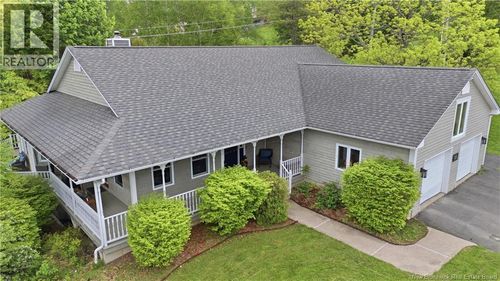 215 Coburn Crt, Fredericton, NB, E3B7A6 | Card Image