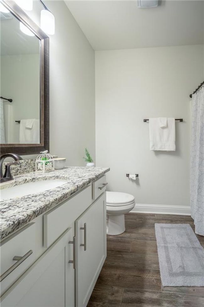 Guest Bathroom | Image 23