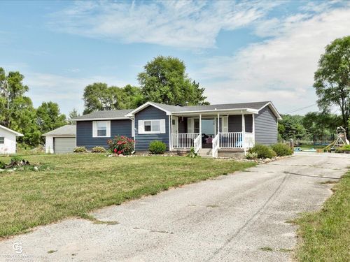 1920 French Rd, Caro, MI, 48723-9779 | Card Image