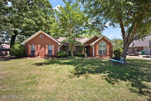 505 Golden Eagle Dr, Byram, MS, 39272-8925 | Card Image