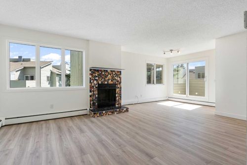 3315-80 Glamis Drive Sw, Calgary, AB, T3E6T7 | Card Image