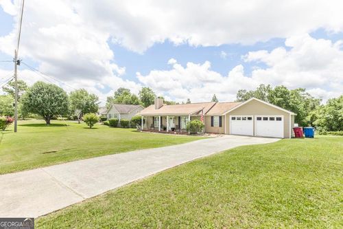 6219 Clayts Cir, Macon, GA, 31216-5404 | Card Image