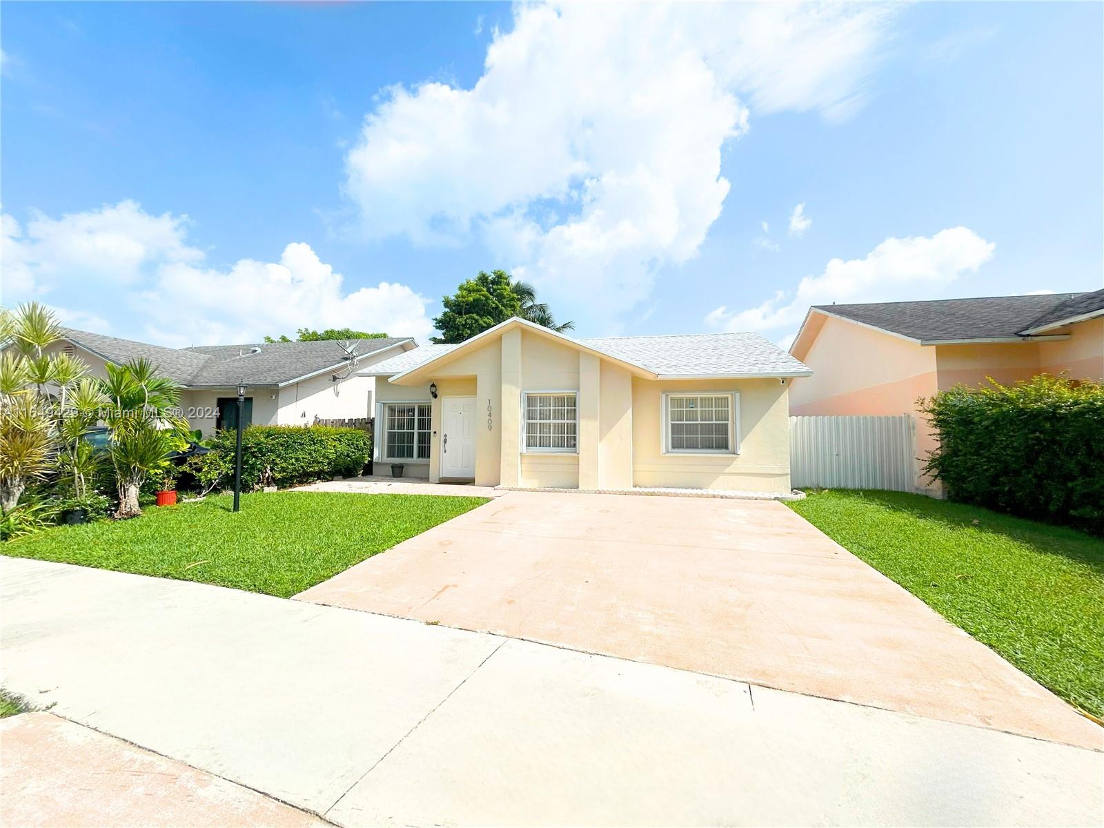 211th St, Cutler Bay, FL 33189