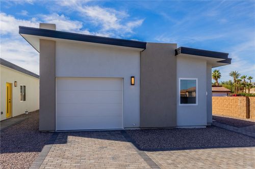 1-370 Riverfront Dr, Bullhead City, AZ, 86442-6144 | Card Image
