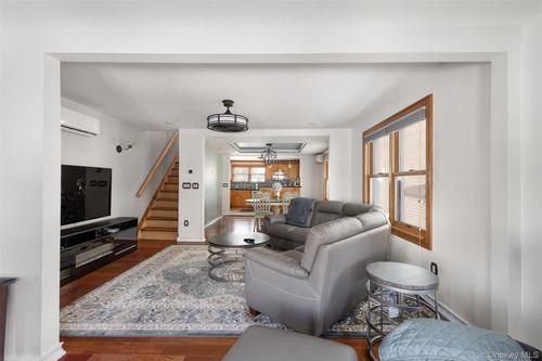 17046 118th Ave, Jamaica, NY, 11434-2216 | Card Image