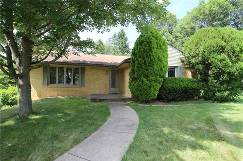138 Demmel Dr, Canonsburg, PA, 15317-3402 | Card Image