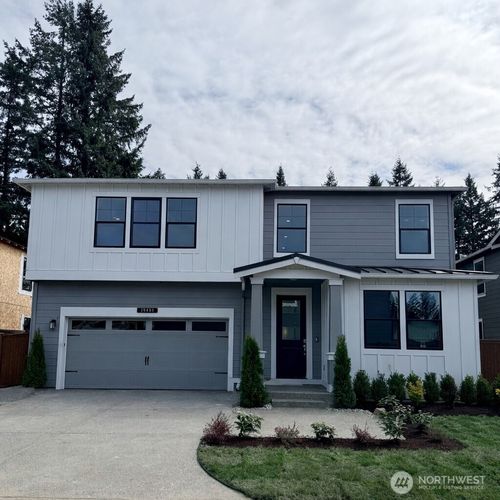 35-10534 135th Pl Ne, Kirkland, WA, 98033-4790 | Card Image