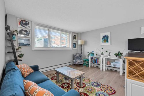 104-117 23 Avenue Sw, Calgary, AB, T2S0H9 | Card Image
