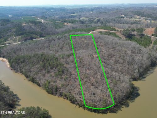 9 Winding Tr, Madisonville, TN, 37354 | Card Image