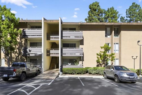 e215-1621 Hotel Cir S, San Diego, CA, 92108-3339 | Card Image