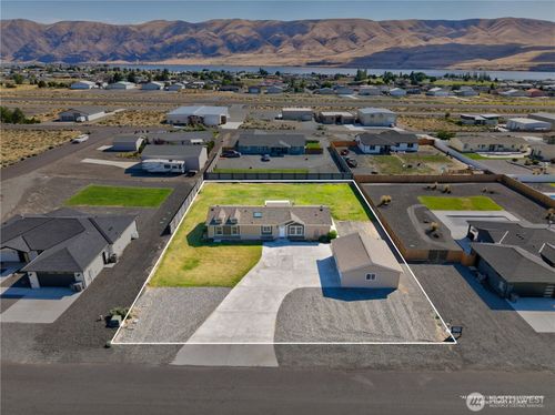 204 Davidson Blvd Sw, Mattawa, WA, 99349-4900 | Card Image