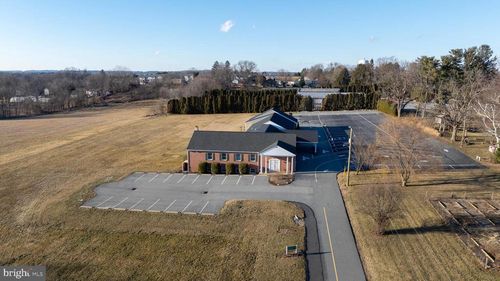 121 Walnut Hill Rd, MILLERSVILLE, PA, 17551-9703 | Card Image