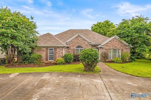 587 Charity Ln, Hazel Green, AL, 35750-9799 | Card Image