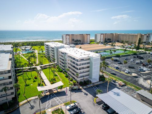 209-2020 N Atlantic Ave, Cocoa Beach, FL, 32931-3347 | Card Image