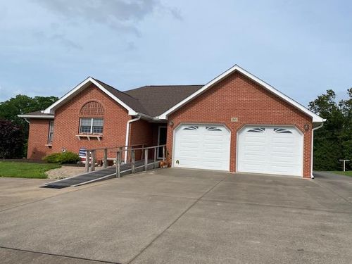28 Spring Lake Rd, Perryville, MO, 63775-9702 | Card Image