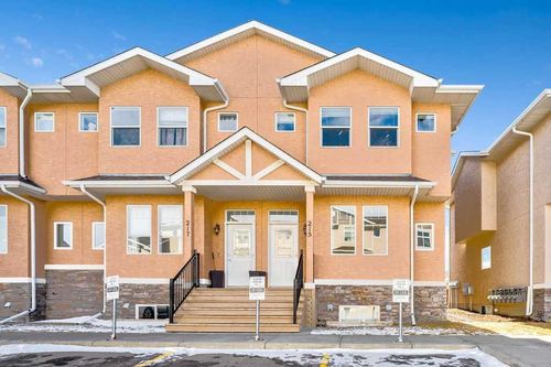215 Strathcona Cir, Strathmore, AB, T1P0B1 | Card Image