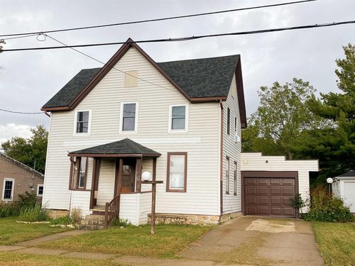 904 Dodgeville St, HIGHLAND, WI, 53543-9522 | Card Image