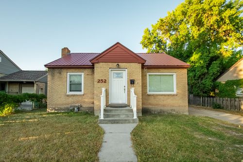 252 1000, Logan, UT, 84321-2304 | Card Image