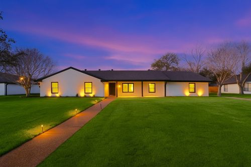 12417 Quincy Ln, Dallas, TX, 75230-2125 | Card Image