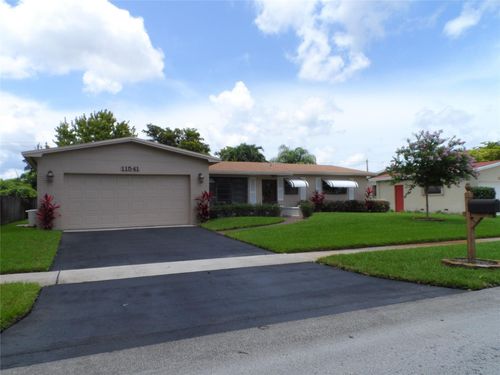 11541 Nw 23rd St, Pembroke Pines, FL, 33026-1406 | Card Image