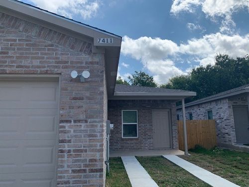 7411 Novella Dr, Fort Worth, TX, 76134-4316 | Card Image