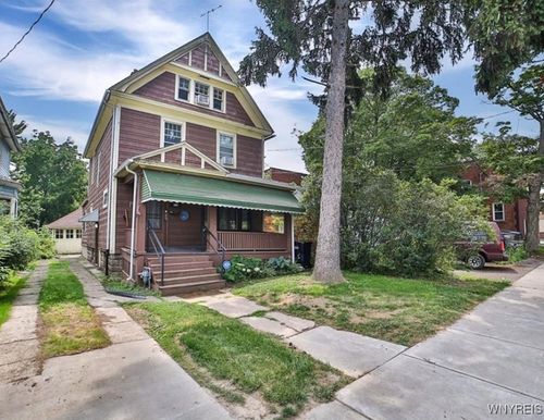 1811 Weston Ave, Niagara Falls, NY, 14305-3031 | Card Image