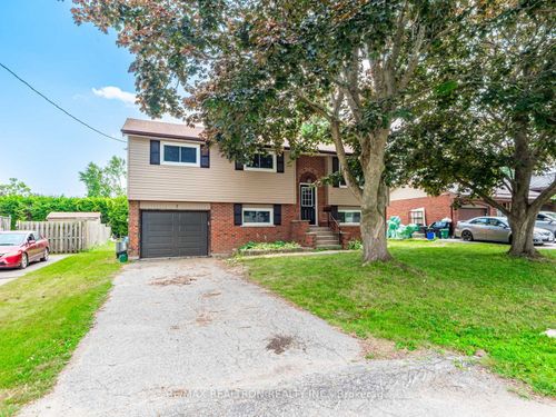7 Lawson Ave, Orillia, ON, L3V3V5 | Card Image