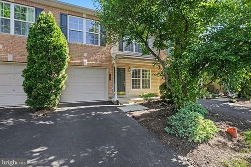 1247 Cross Creek Dr, Mechanicsburg, PA, 17050-8336 | Card Image
