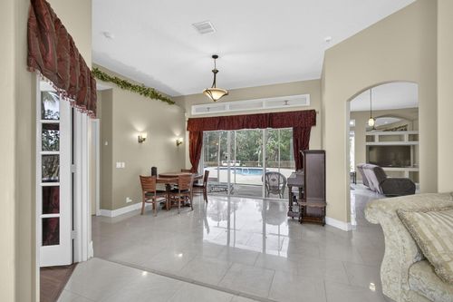 17044 72nd Rd N, Loxahatchee, FL, 33470-3071 | Card Image
